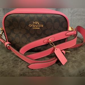 **NWT Signature Coach Crossbody Purse....